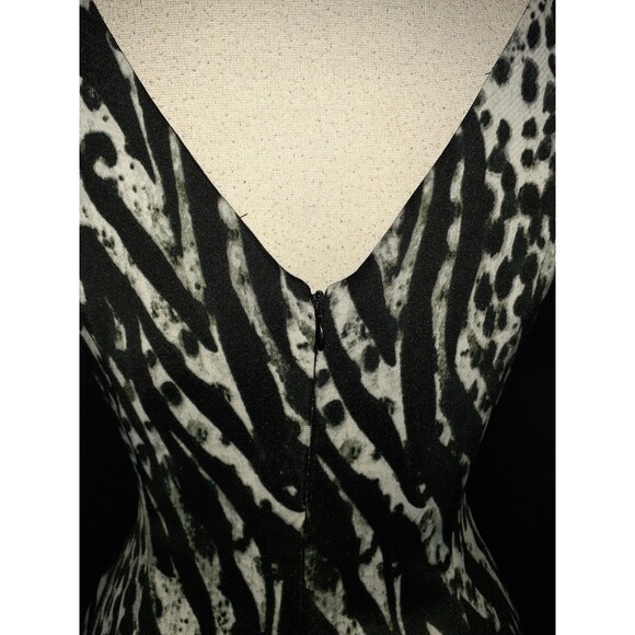 GUESS Size 12 Sheath Dress Black Grey Animal Print Sleeveless Stretch - Picture 5 of 6